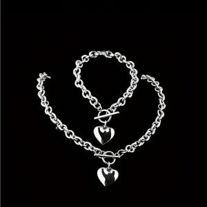 Women’s Heart-Shaped Pendant Necklace and Bracelet Set - NWT